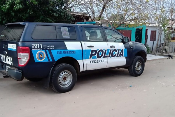 policias