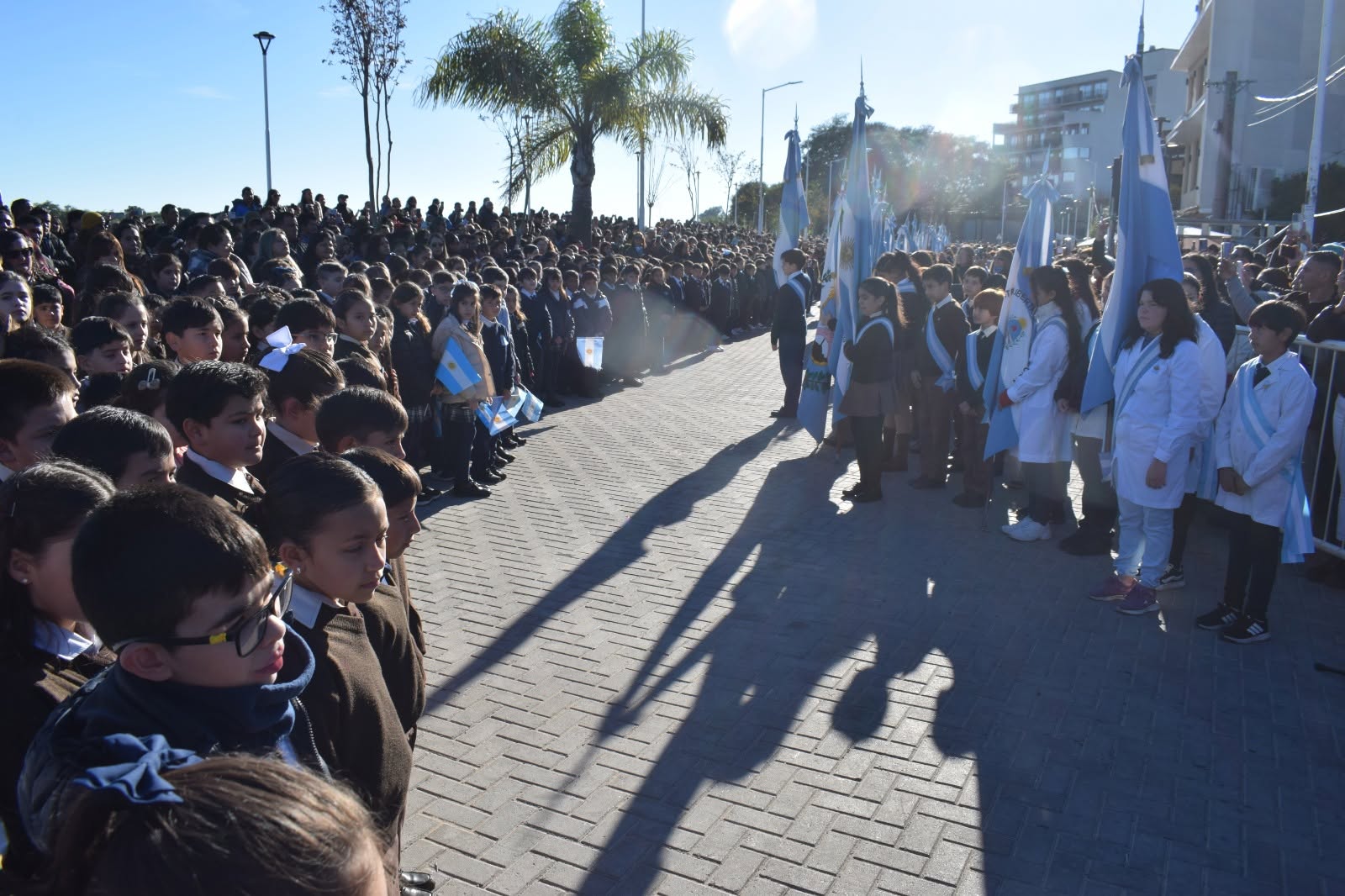 ACTO CENTRAL EN CONMEMORACIÓN DEL DÍA DE LA BANDERA Y HOMENAJE A SU CREADOR MANUEL BELGRANO