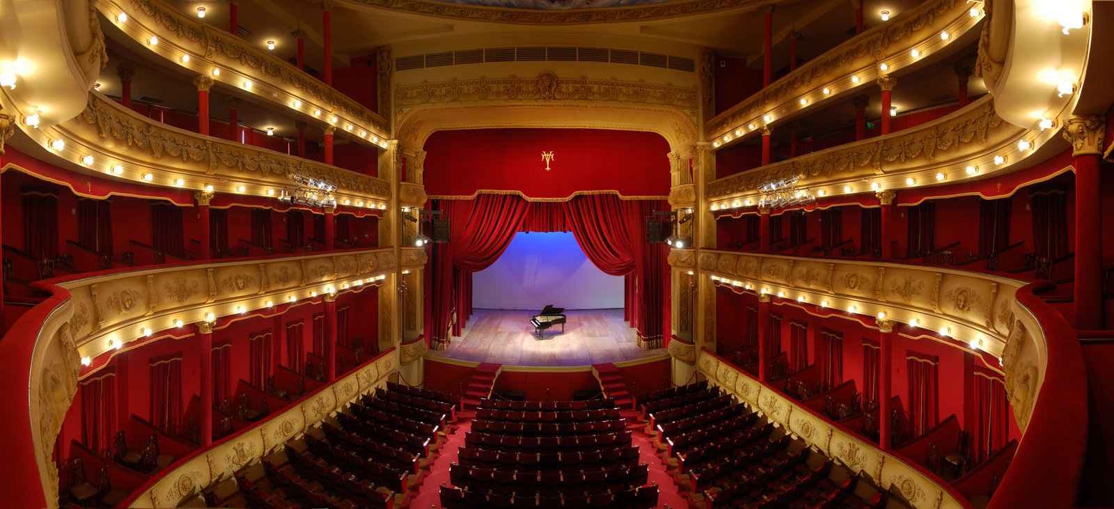 VUELVEN LAS VISITAS GUIADAS AL TEATRO OFICIAL JUAN DE VERA