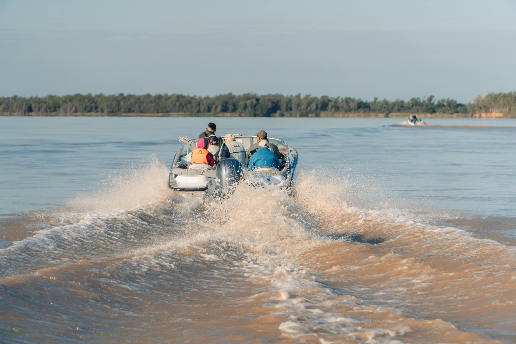 VEDA TOTAL: CORRIENTES Y CHACO PROHIBIERON LA PESCA EN EL RÍO PARANÁ