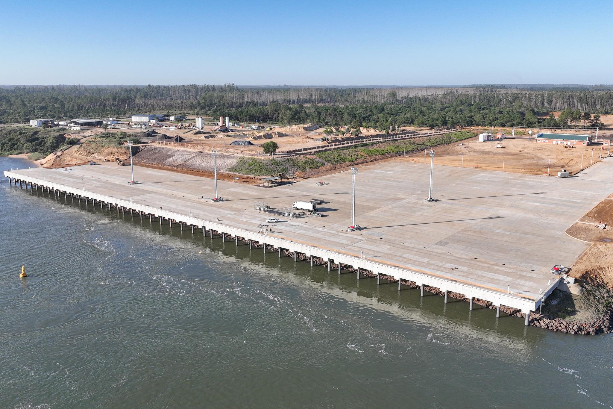 MIRA LAS IMÁGENES DEL NUEVO PUERTO DE ITUZAINGÓ, CORRIENTES: UN PASO GIGANTE EN CONECTIVIDAD REGIONAL