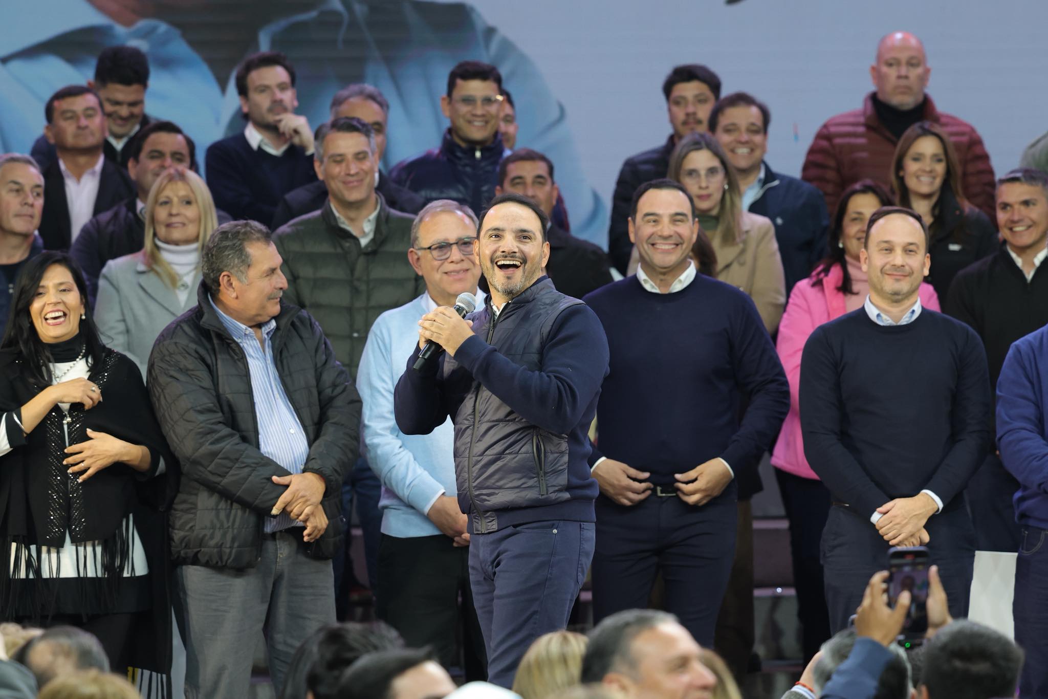 J. P. Valdés: "Tenemos que elegir entre el pasado y seguir por la senda del desarrollo"