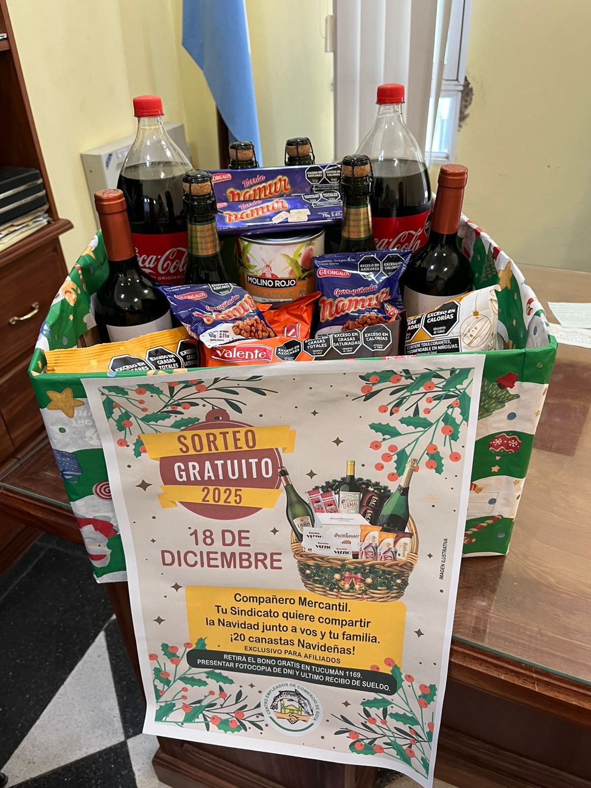 CENTRO EMPLEADOS DE COMERCIO SORTEÓ 20 CANASTAS NAVIDEÑAS