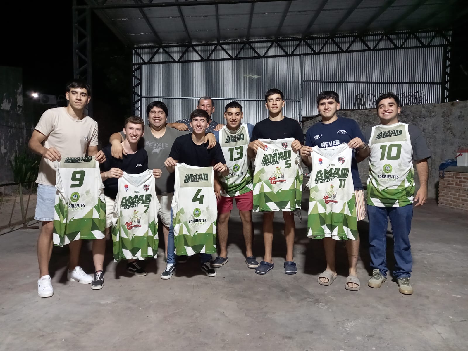 AGASAJO Y FESTEJO CON LOS CAMPEONES U19 DEL CLUB AMAD