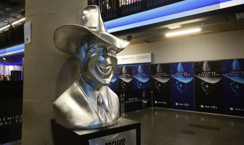 Ovacionaron a Cristina Kirchner en los Premios Gardel 2025