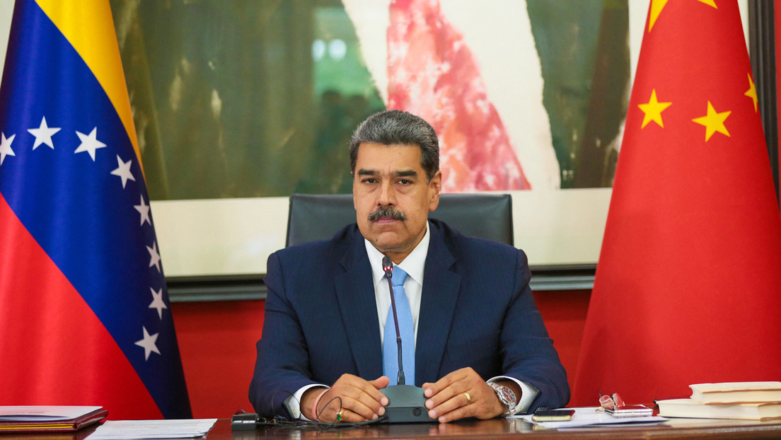 … ¿TIENEN CONTACTO CON EXTRATERRESTRES?": LA PREGUNTA DE MADURO QUE CIENTÍFICOS CHINOS NO NEGARON