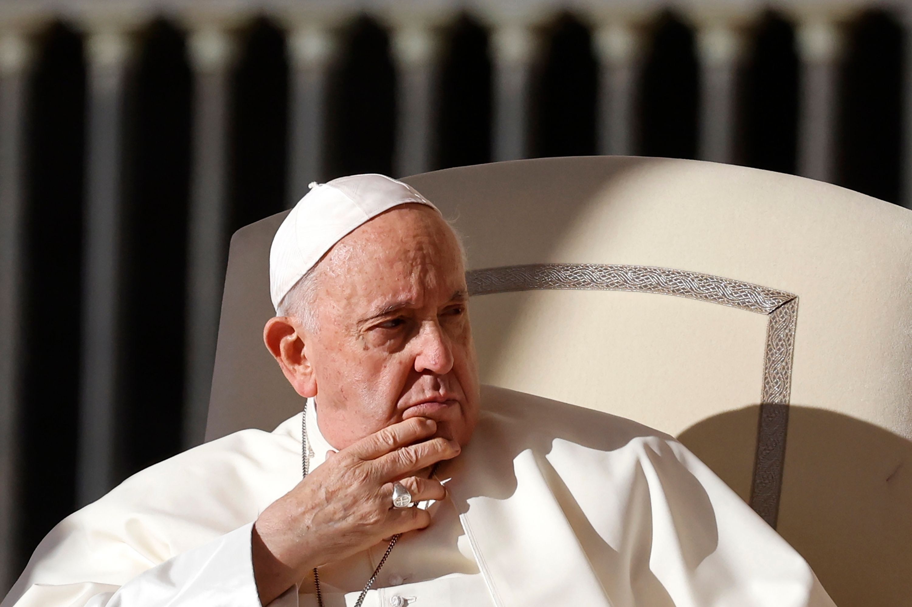 El Papa Francisco durísimo contra Milei: "En vez de pagar justicia social pagó gas pimienta"