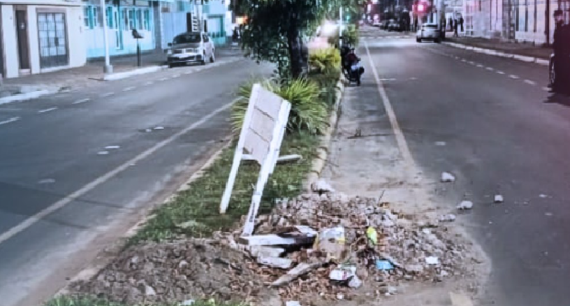 TRAGEDIA VIAL EN GOYA: MURIÓ UN MOTOCICLISTA TRAS CHOCAR CONTRA UN MONTÍCULO DE TIERRA