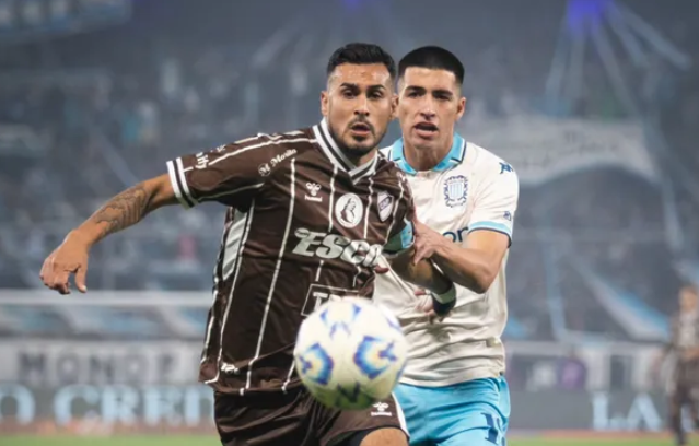 Platense sorprendió a Racing en el Cilindro, le ganó 1-0 y se metió en cuartos de final del Torneo Apertura