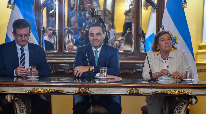 Valdés presentó una nueva edición del Taragüí Rock en Casa de Gobierno