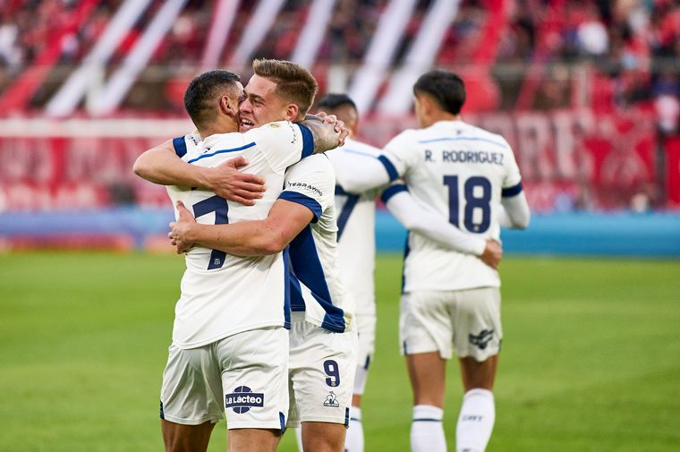 Talleres pisó fuerte en Avellaneda y le ganó a Independiente por la Liga Profesional