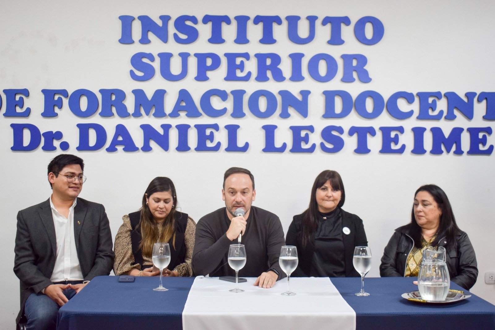 Apertura LIcienciatura en Educacion 3