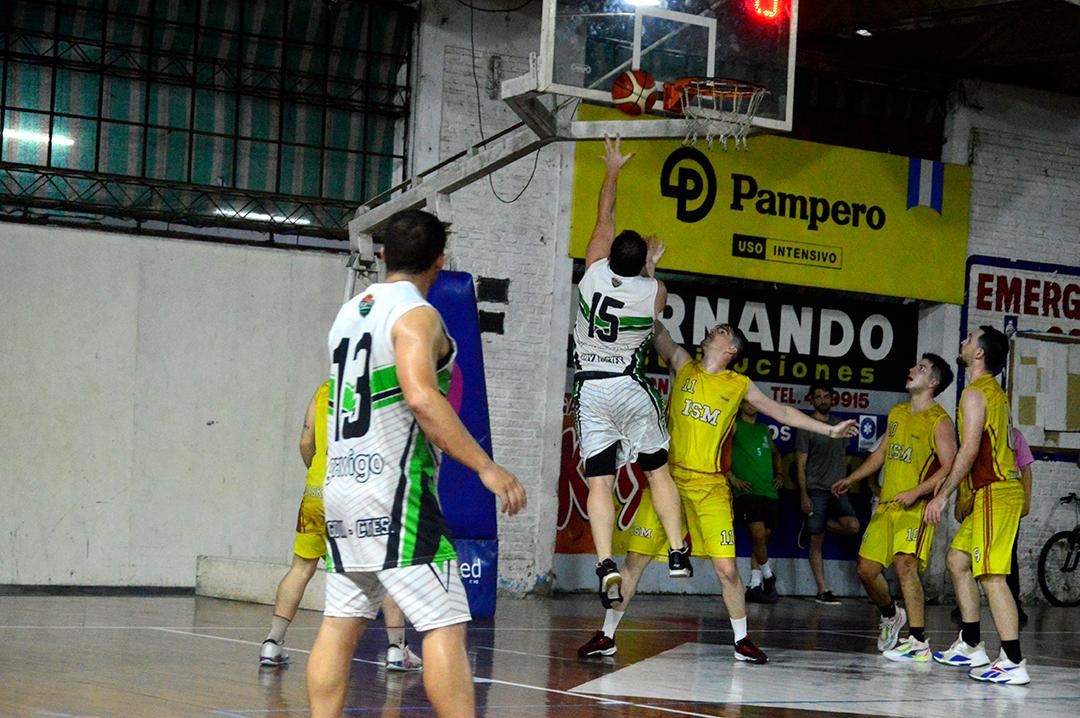 CONTINÚA EL OFICIAL DE MAYORES MASCULINO