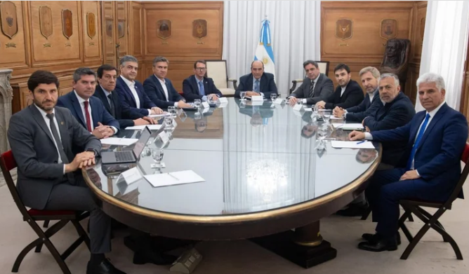 Gobernadores de Juntos por el Cambio presionan a Milei por el Presupuesto: "Inequidad fiscal"