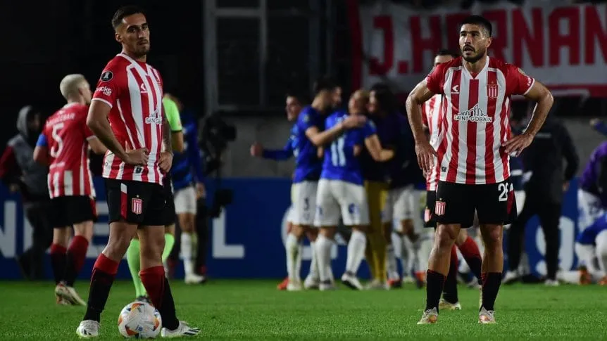 Estudiantes cayó agónicamente con Huachipato y quedó eliminado de la Copa Libertadores