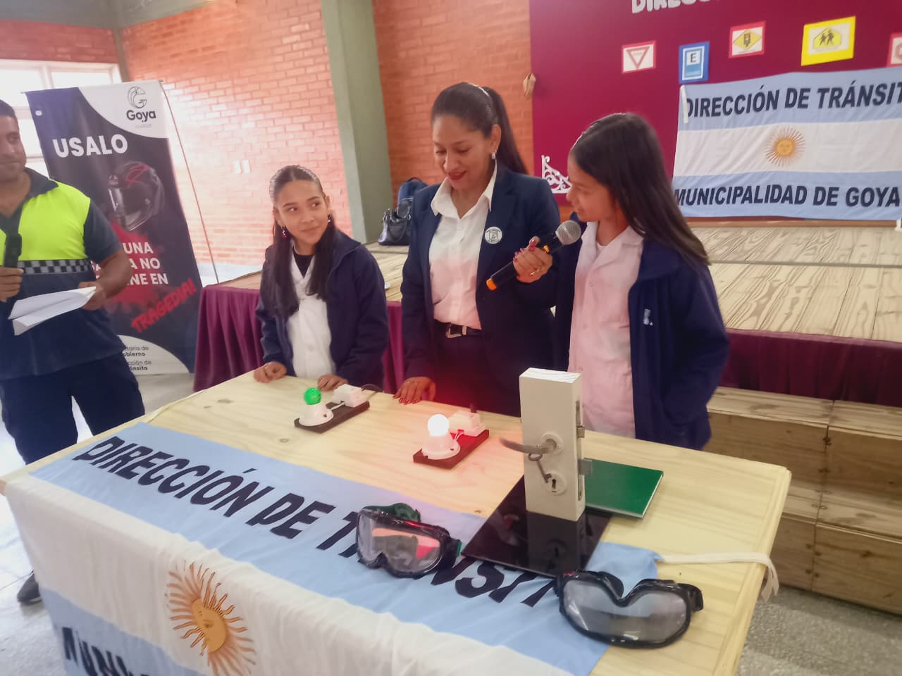 CAMPAÑA DE EDUCACIÓN Y SEGURIDAD VIAL EN ESCUELAS Y COLEGIOS DE LA CIUDAD Y EL CAMPO