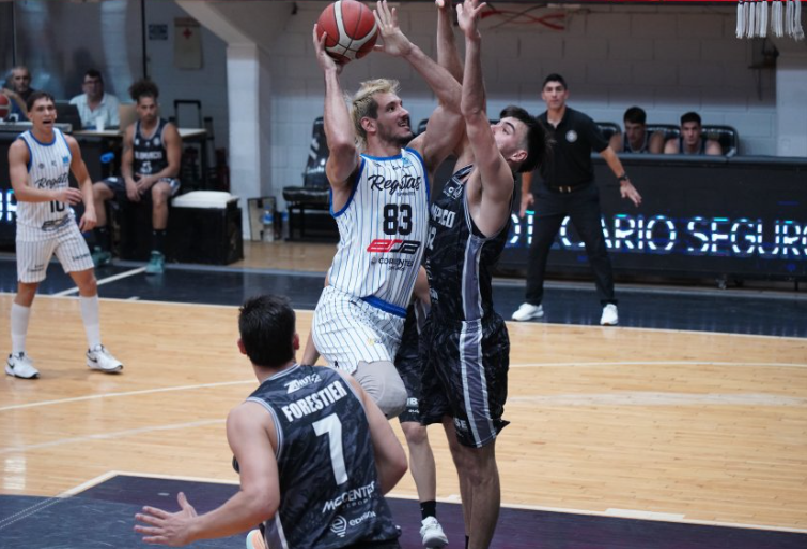 Regatas cayó ante Olímpico y está afuera de la clasificación