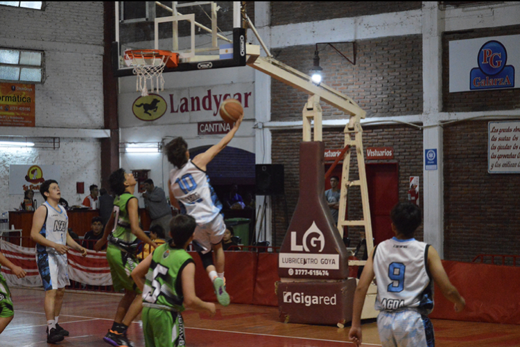 TRIUNFO DE UNIÓN BLANCO EN EL PRIMER JUEGO SEMIFINAL.
