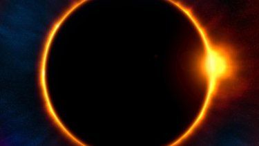 Furor por el eclipse total de sol: millones de personas viven el fenómeno astronómico