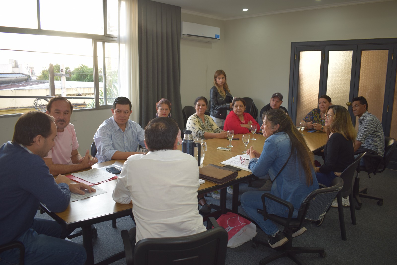  INTENDENTE HORMAECHEA RECIBIÓ AL PLENARIO VECINAL   