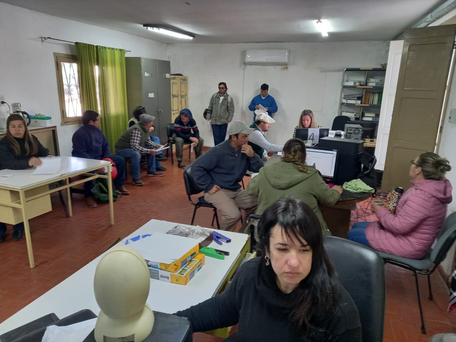 PRODUCTORES DE TABACO COMENZARON A RENOVAR LOS CARNET PARA LA CAMPAÑA 2025/26