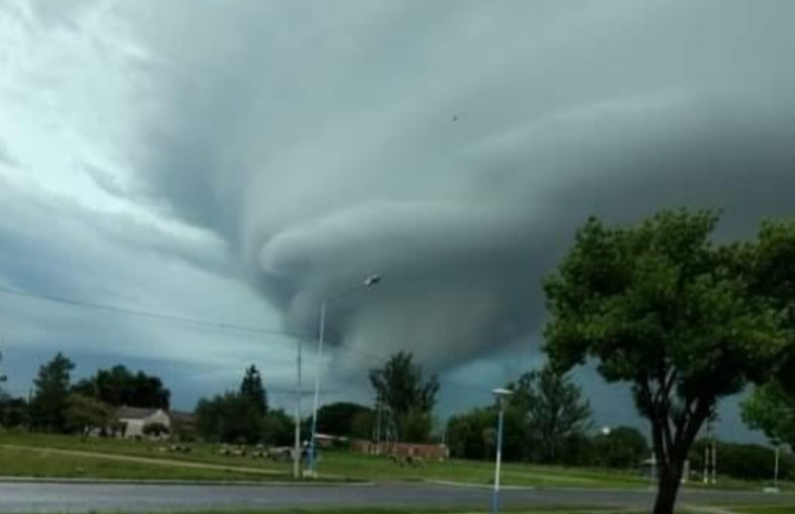 Corrientes y el NEA bajo alerta de un ciclón proveniente del sur brasileño