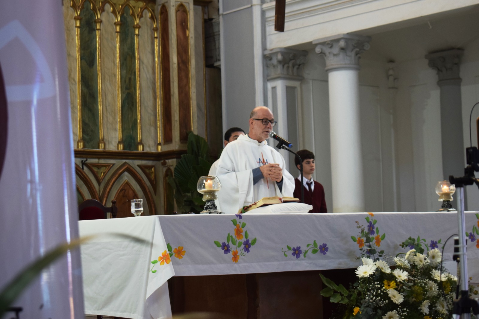 EL VALOR HISTÓRICO DEL COLEGIO SANTA TERESA EN LA PALABRA DEL PADRE LUIS ALBERTO ADÍS