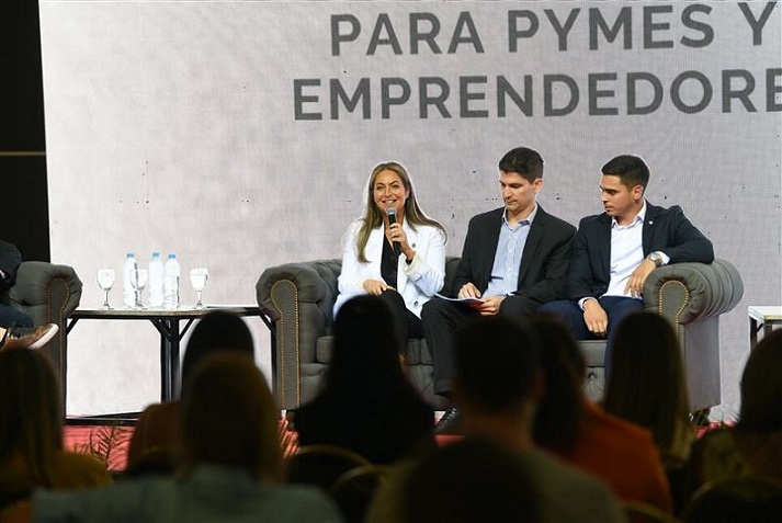 El BanCo presentó su oferta de productos y líneas para emprendedores y pymes