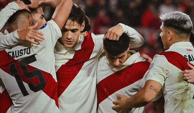 Fase de grupos De la mano de los "pibes", River goleó a Blooming y terminó como líder del grupo