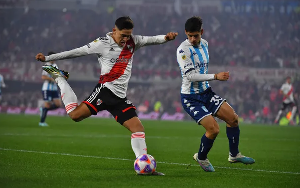 Racing vs River por la Liga Profesional: horario, formaciones y TV