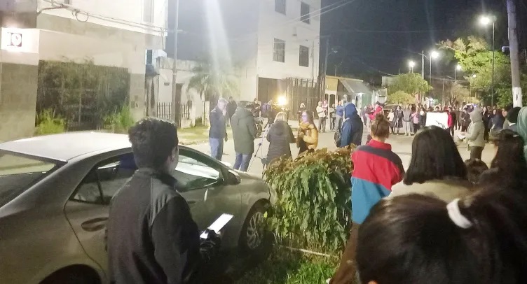“TÍA VICKY, ME DIJO MAMÁ QUE TE PASE LAS FOTOS”: EL CURIOSO MENSAJE DE LA PRIMA DE LOAN A LA PRINCIPAL ACUSADA QUE NADIE PUEDE EXPLICAR