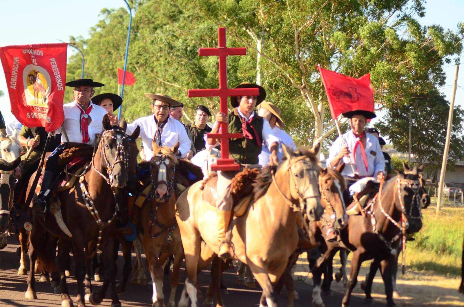 Fe y religiosidad popular: El padre Ariel Giménez invita a la misa en el predio de la Cruz Gil