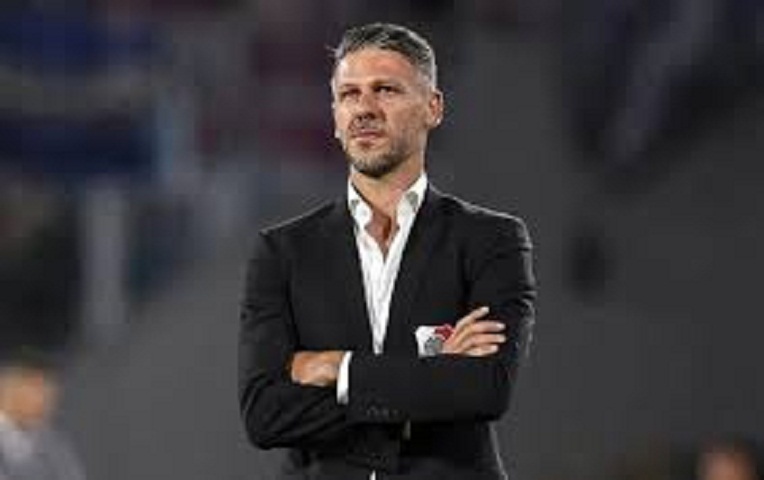 FINAL DE UNA AGONÍA MARTÍN DEMICHELIS CESA COMO ENTRENADOR DE RIVER PLATE CUANDO TERMINE EL PARTIDO CONTRA SARMIENTO DE JUNIN CONFIRMÓ LA CD 'MILLONARIA'.