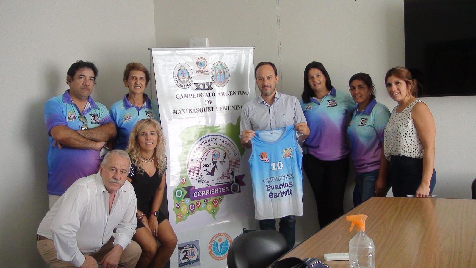 MAXI BASQUET