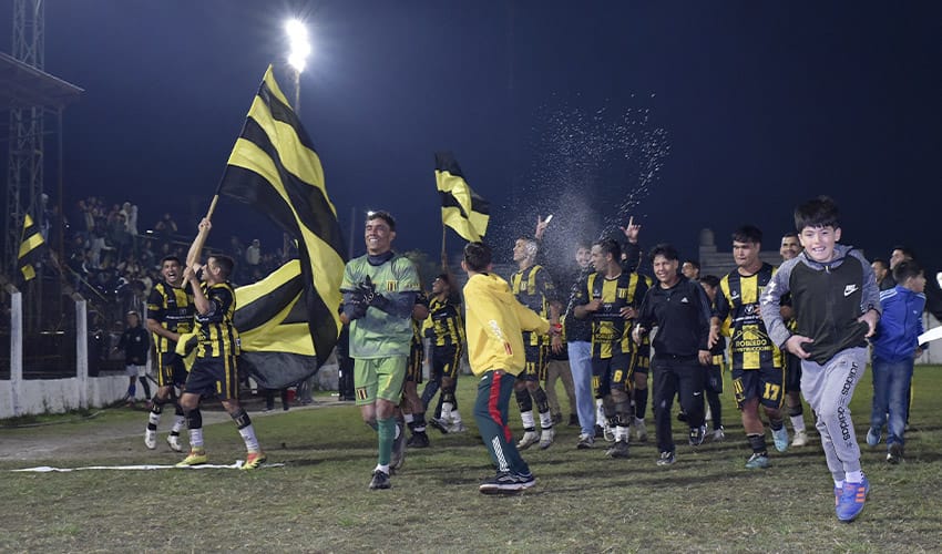 Matienzo se impuso en el clásico ante Huracán en debut del Torneo Regional Federal Amateur 2025/26