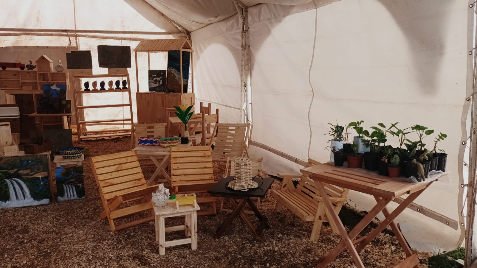 LA UNIDAD PENITENCIARIA N°8 REALIZA SU SEGUNDA EXPO CULTURAL Y DE TRABAJOS DE INTERNOS EN GOYA