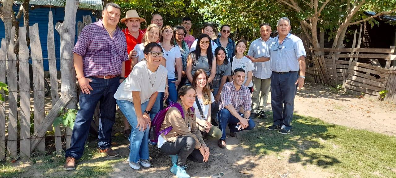 PARAJE SOLEDAD: El Instituto Alberti entregó las canastas de la Campaña NaviDar