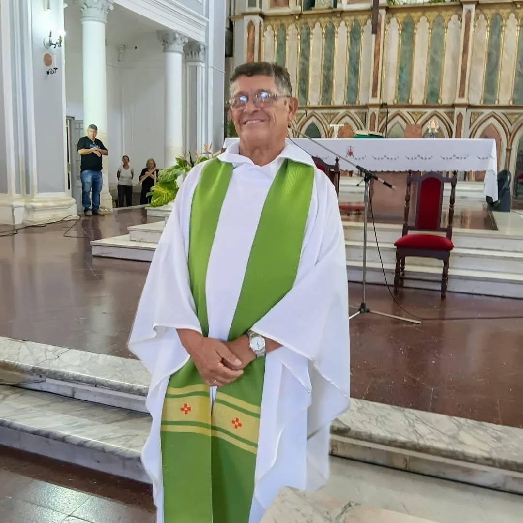 ANIVERSARIO SACERDOTAL DEL PADRE MIGUEL GALEANO