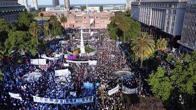 PLAZA MILITANTE