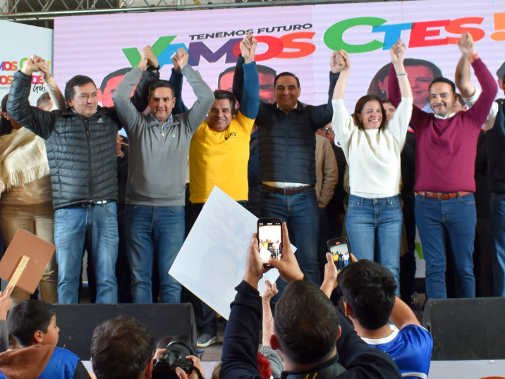 EN CURUZÚ CUATIÁ, VAMOS CORRIENTES RECIBIÓ MULTITUDINARIO APOYO