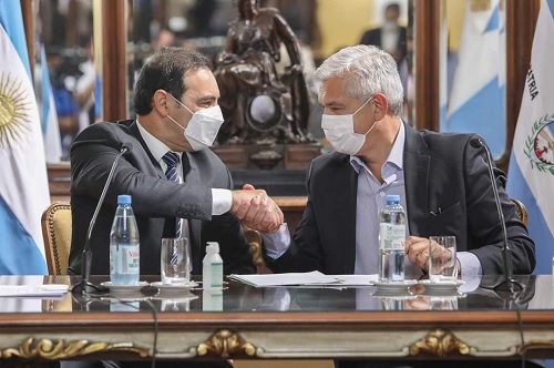 PROVINCIA SUMA MEDIOS PARA ATACAR INCENDIOS Y ASISTIR A PRODUCTORES AFECTADOS
