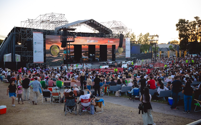 LA 35° FIESTA NACIONAL DEL CHAMAMÉ INICIA SU TRAMO FINAL CON EL COCOMAROLA COLMADO