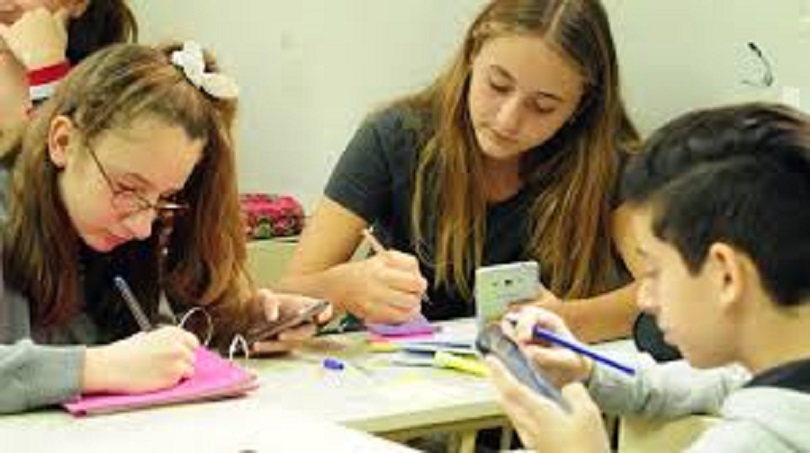 EN MATEMÁTICA, SOLO 1 DE CADA 4 ESTUDIANTES DE 15 AÑOS PUEDE RESOLVER UN EJERCICIO DE REGLA DE TRES