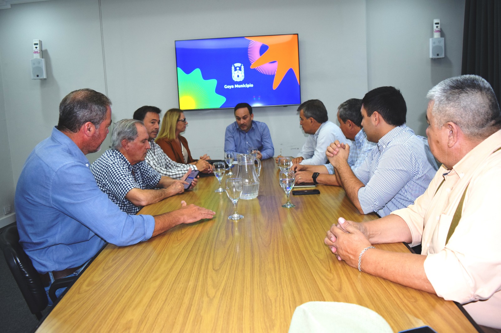 EL INTENDENTE MARIANO HORMAECHEA SE REUNIÓ CON EMPRESARIOS Y REFERENTES DEL SECTOR PRODUCTIVO
