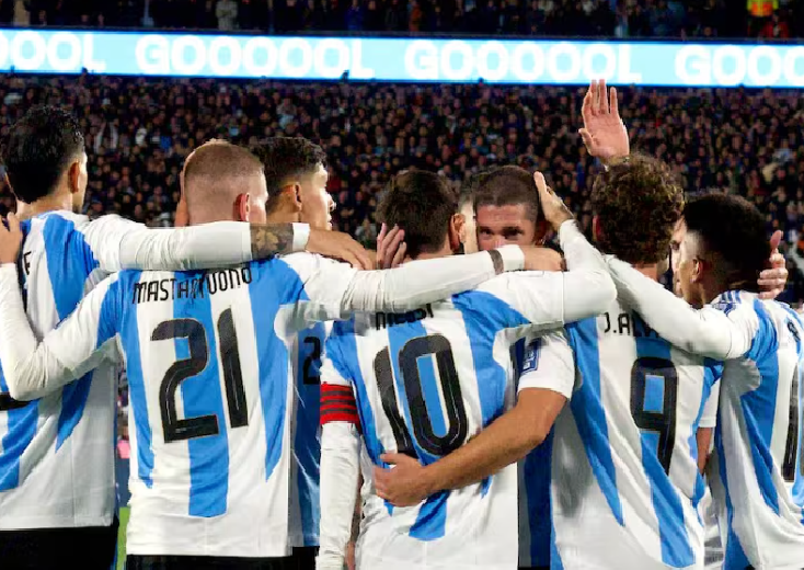 Sin Messi: el equipo que pondría Scaloni en la Selección Argentina para visitar a Ecuador esta noche