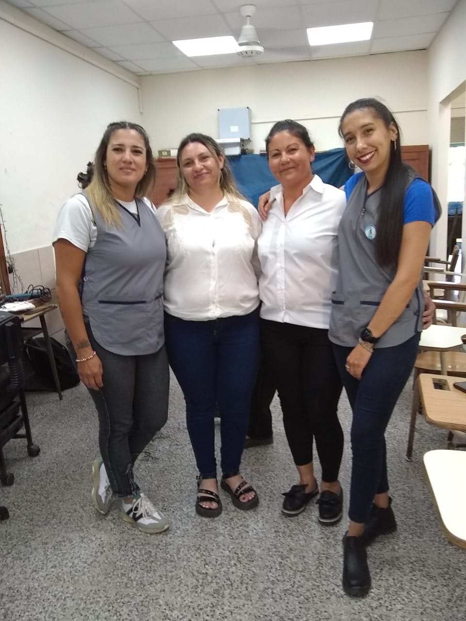 TALLERES DE OFICIOS EN ESCUELA MUNICIPAL NUESTRA SEÑORA DE ITATÍ