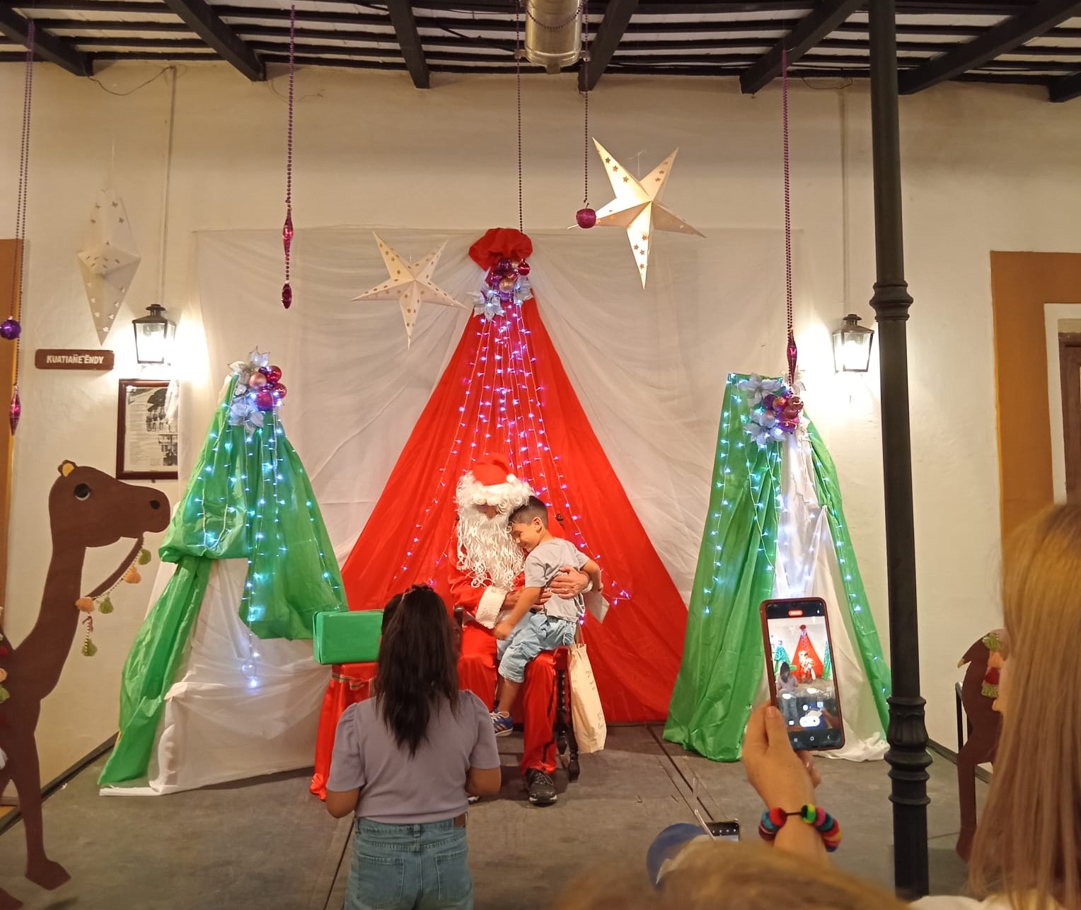 LA TERNURA NAVIDEÑA MOVILIZÓ A LOS GOYANOS EN LA FERIA CULTURAL