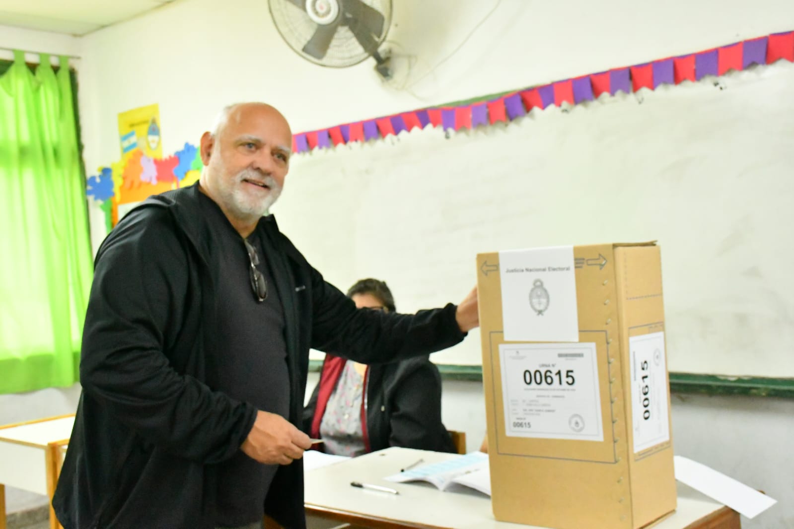 VIGNOLO BREGÓ POR LLEVAR AL CONGRESO “UNA AGENDA DE CORRIENTES POR FUERA DEL CENTRALISMO”