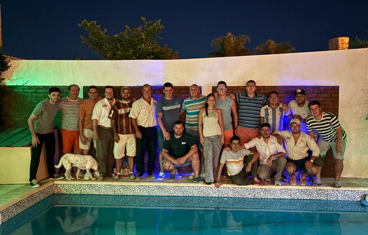 SALUDAMOS A LA BARRA PESQUERA PIRÁ ÑARÓ QUE CUMPLE 11 AÑOS Y SE PREPARA PARA EL MUNDIAL DE PESCA 2026