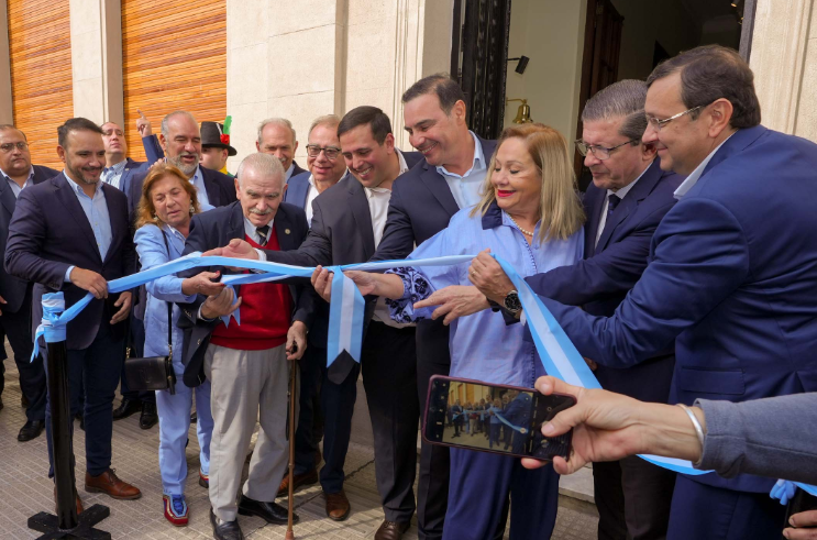 CORRIENTES, POLO CULTURAL Y TURÍSTICO: VALDÉS INAUGURÓ EL CENTRO CULTURAL SANMARTINIANO